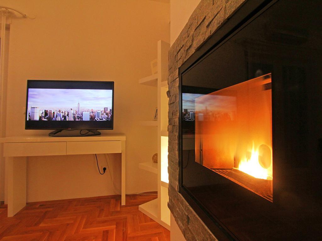 Apartment Cindy Lovran Rum bild