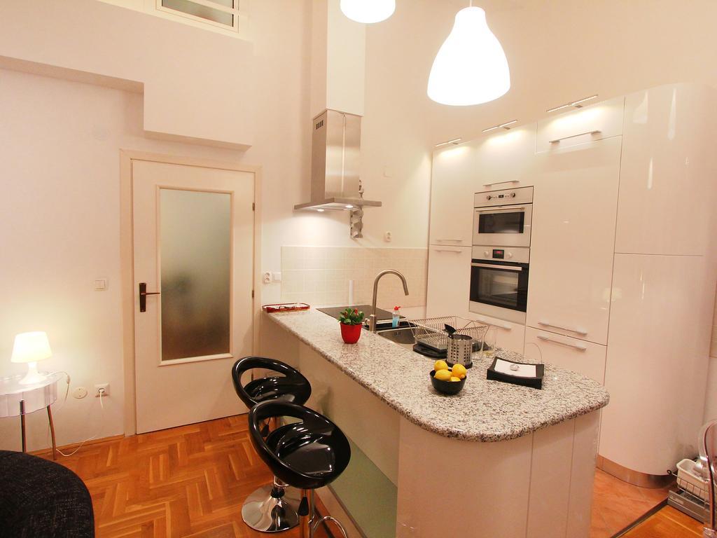 Apartment Cindy Lovran Exteriör bild